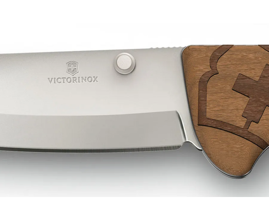  Нож перочинный Victorinox Evoke Wood (0.9415.D630) 136мм 4функц. дерево 